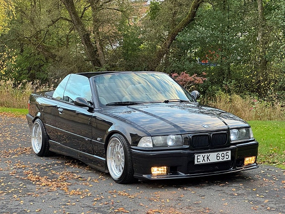 BMW 328i