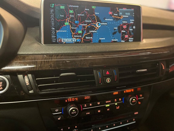 BMW X5 13 of 14