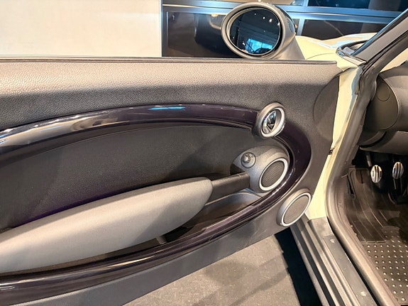 MINI Cooper S 16 of 17