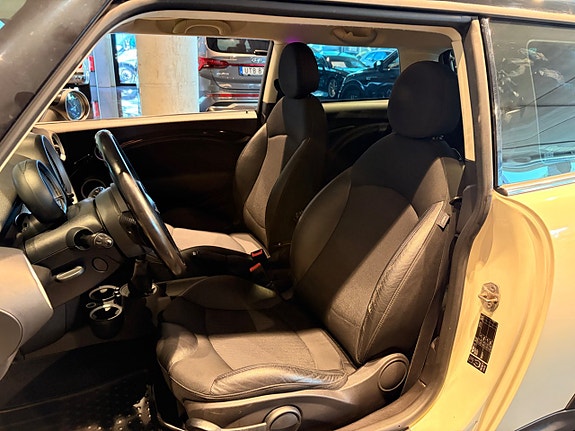 MINI Cooper S 17 of 17