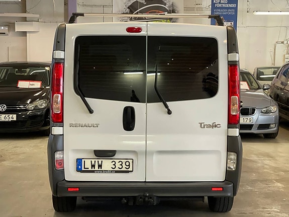 Renault Trafic 13 of 13