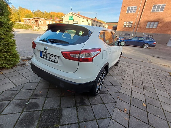Nissan Qashqai 3 of 5