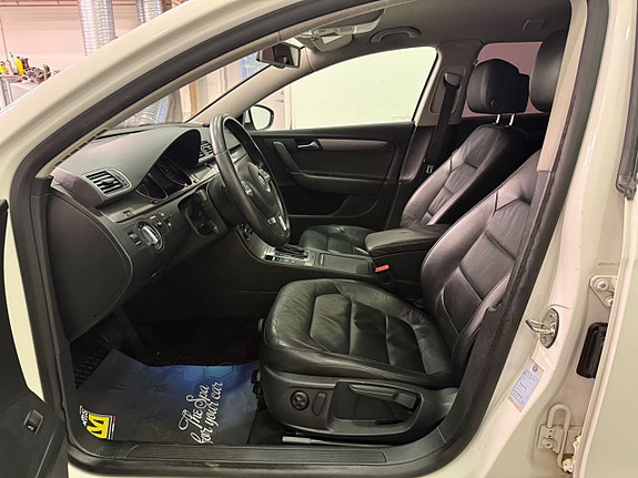 Volkswagen Passat 8 of 18