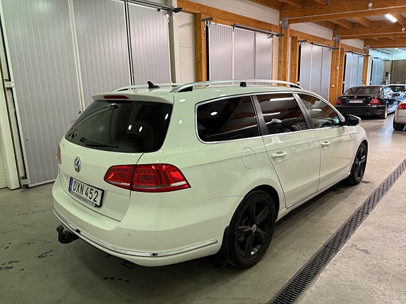 Volkswagen Passat 14 of 18