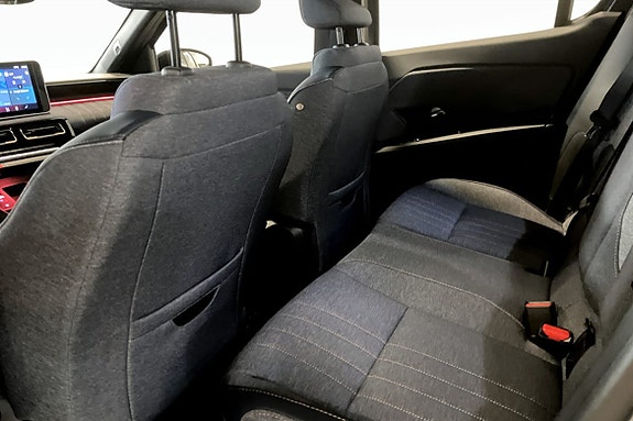 Renault 4 E-Tech 15 of 18