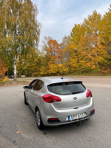 Kia Ceed 8 of 16