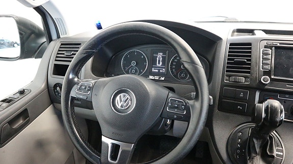 Volkswagen Transporter 14 of 22