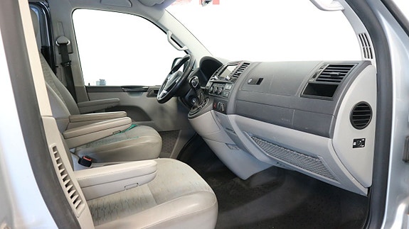 Volkswagen Transporter 18 of 22
