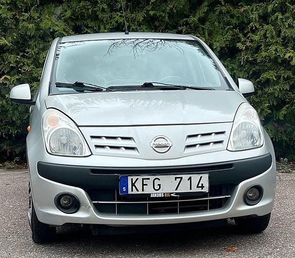 Nissan Pixo