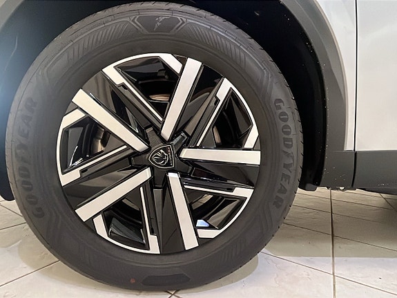 Peugeot 2008 9 of 26