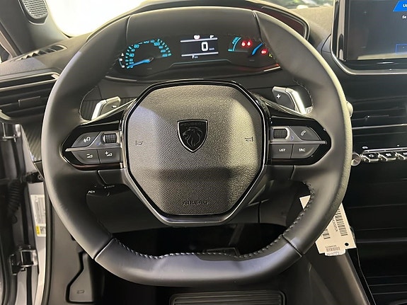 Peugeot 2008 25 of 26