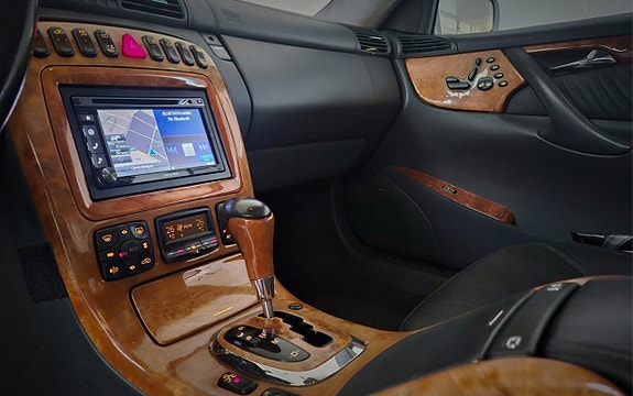 Mercedes-Benz CL55 12 of 23