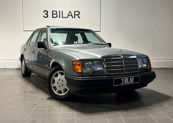 Mercedes-Benz 300