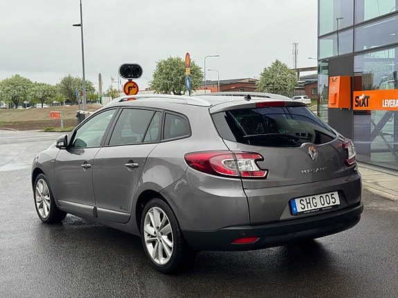 Renault Megane III 4 of 5