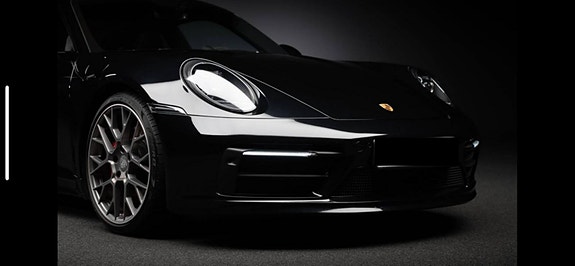 Porsche 911 Carrera 4S 8 of 15