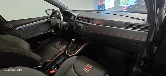 Seat Arona 5 of 5