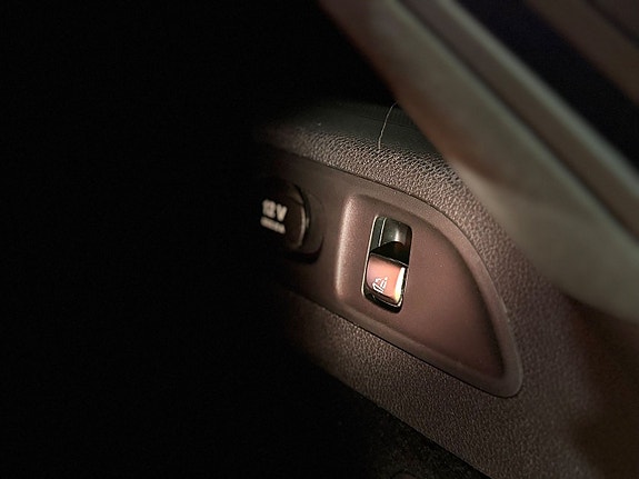 Mercedes-Benz E350 25 of 26