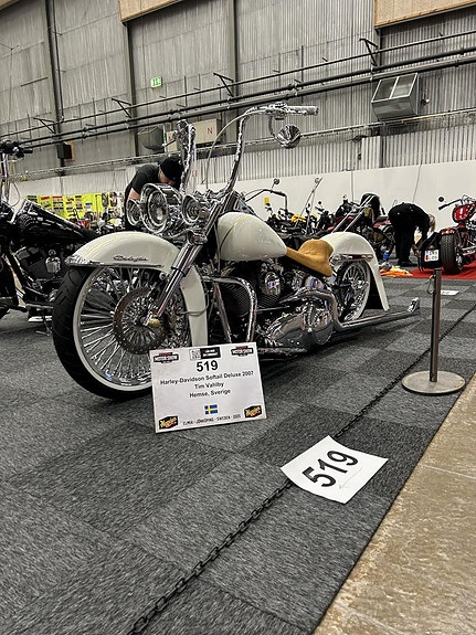Harley-Davidson Softail deluxe flstn 7 of 8