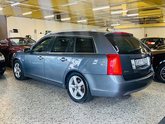 Cadillac BLS 4 of 16