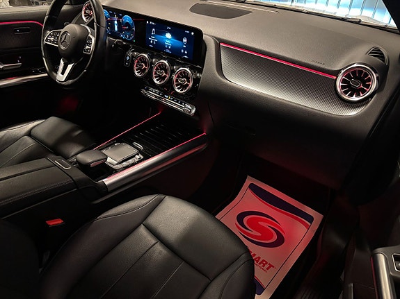 Mercedes-Benz GLA200 d 17 of 24
