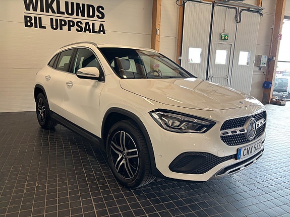 Mercedes-Benz GLA200 d 3 of 5