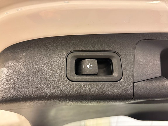 Mercedes-Benz GLA200 d 22 of 24