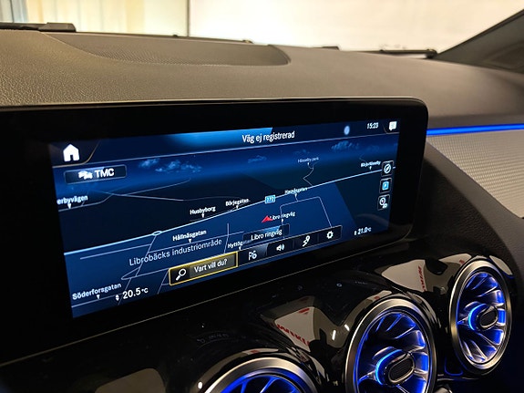 Mercedes-Benz GLA200 d 12 of 24
