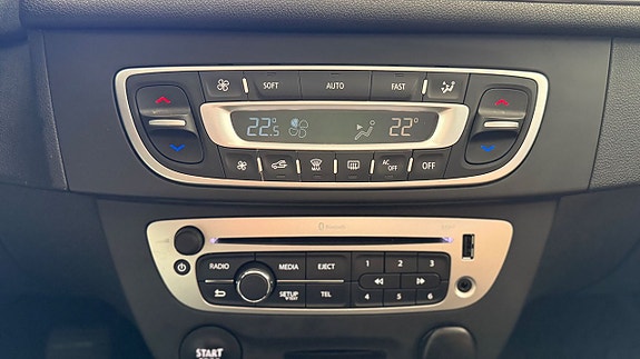 Renault Megane 25 of 30