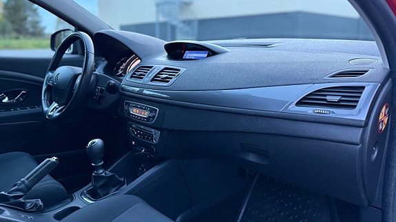 Renault Megane 24 of 30