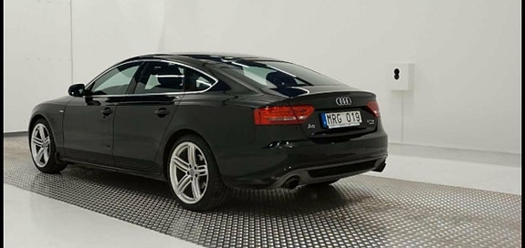 Audi A5 2 of 8