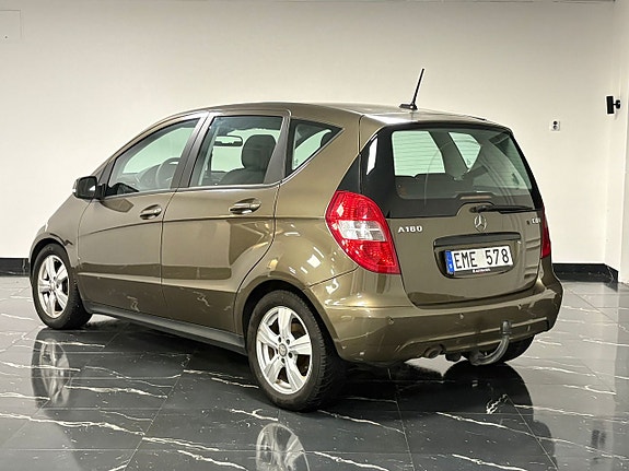 Mercedes-Benz A180 6 of 20