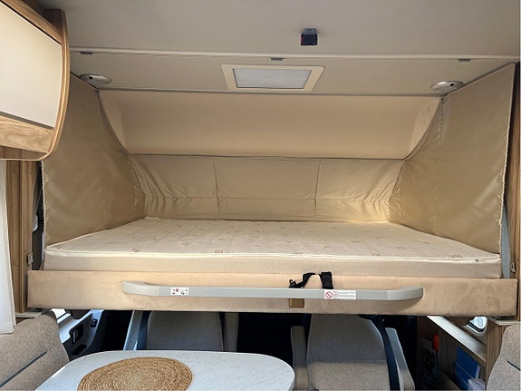 Hymer B678 9 of 15
