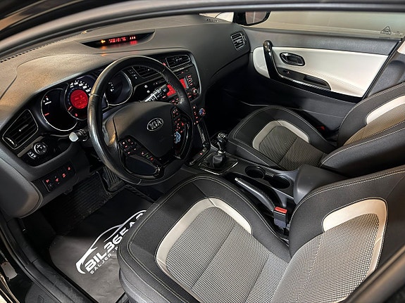 Kia Ceed 11 of 12