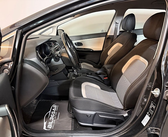 Kia Ceed 2 of 12