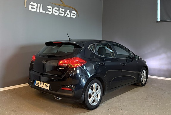 Kia Ceed 7 of 12
