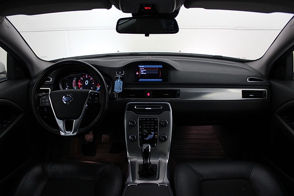 Volvo V70 12 of 20