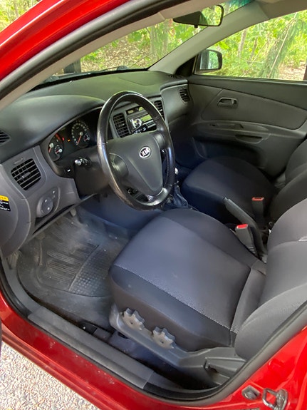 Kia Rio 9 of 11