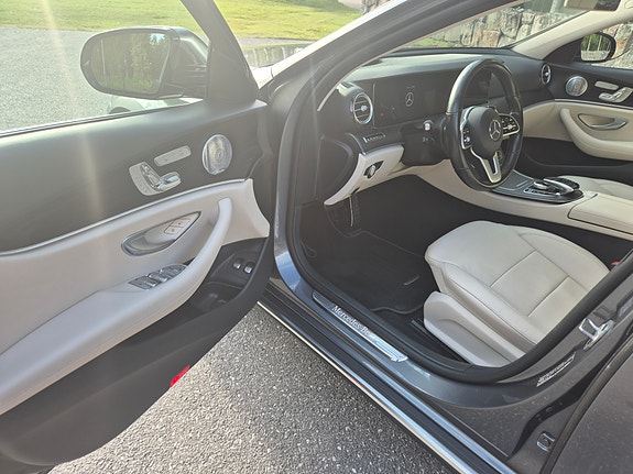 Mercedes-Benz E220 d 3 of 11