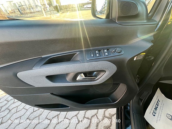 Peugeot Rifter 14 of 30