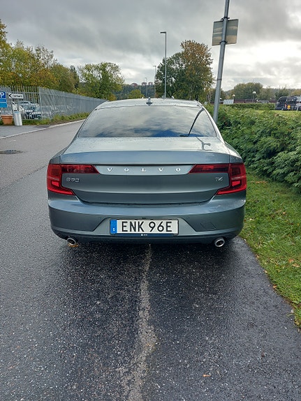 Volvo S90 3 of 10