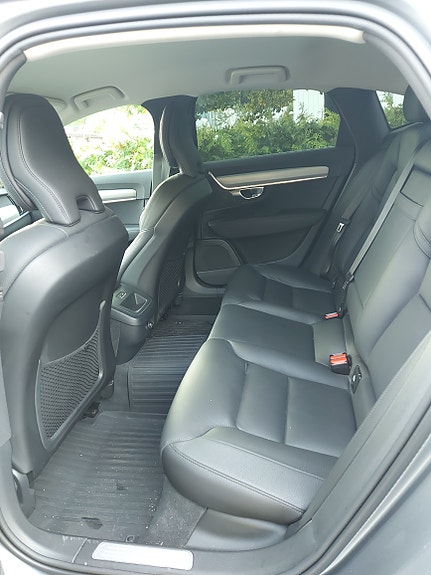 Volvo S90 4 of 10