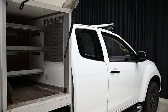 Isuzu D-max 15 of 30