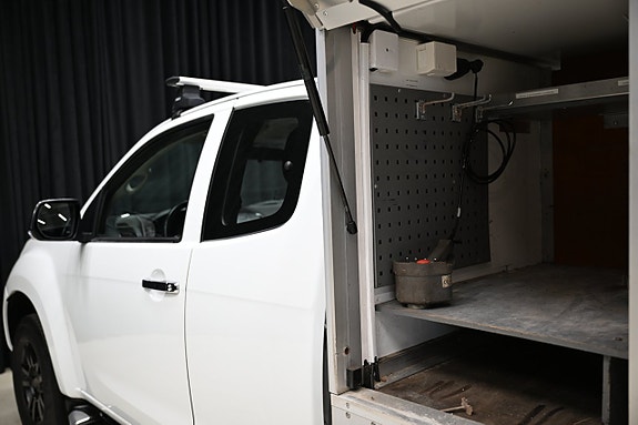 Isuzu D-max 16 of 30