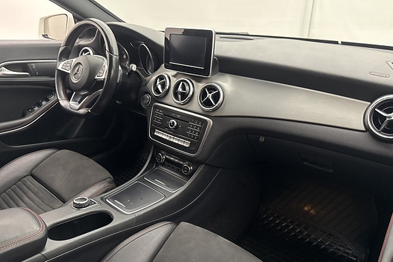 Mercedes-Benz CLA220 d 23 of 26
