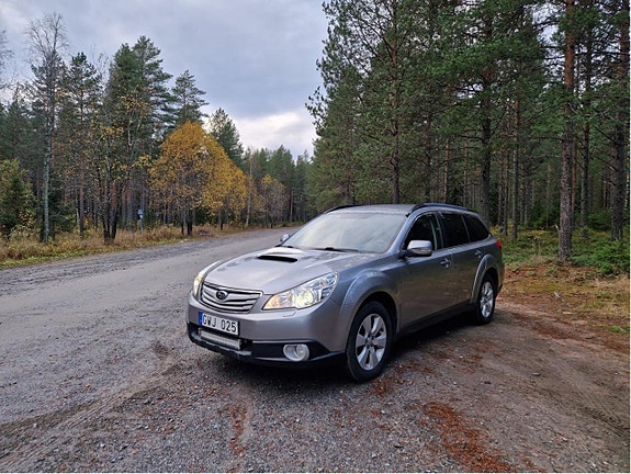 Subaru Outback 4 of 5