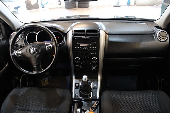 Suzuki Grand Vitara 10 of 11