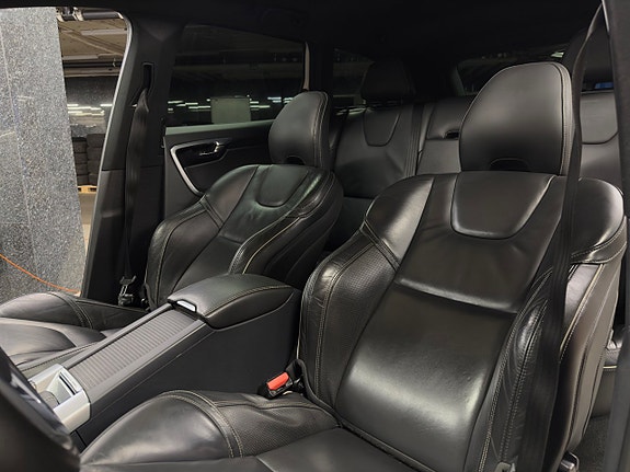 Volvo XC60 21 of 26