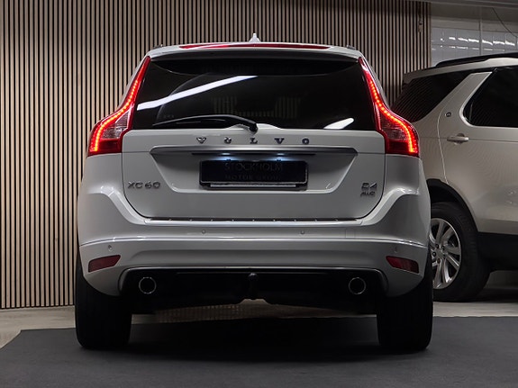 Volvo XC60 13 of 26