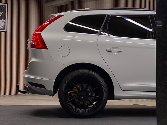 Volvo XC60 12 of 26