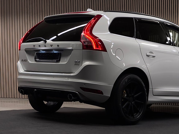 Volvo XC60 10 of 26